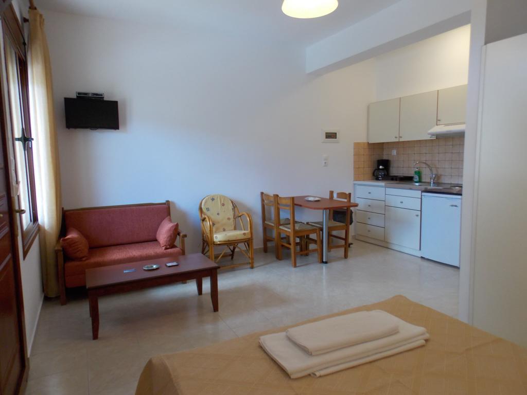 Kato Zakros Palace Apartments מראה חיצוני תמונה